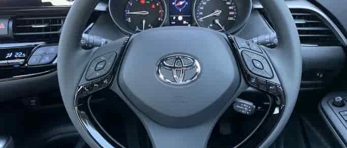 Toyota C-HR dashboard part